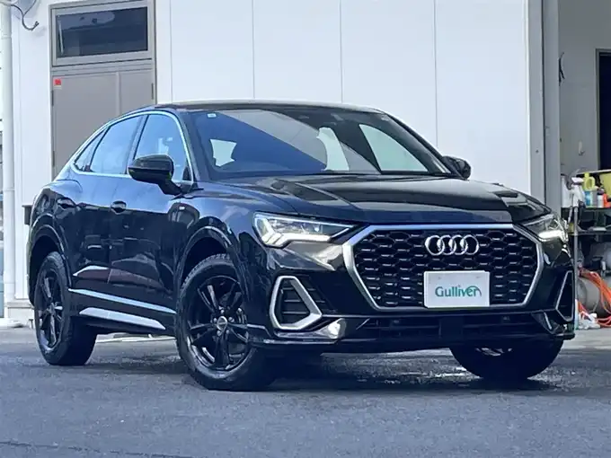 新着情報“Ｑ３スポーツバック35TFSI Sライン”2021年式ミトスブラックメタリック入荷しました！