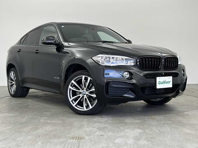 新着情報“Ｘ６xDrive35i Mスポーツ”2016年式サファイアブラックP入荷しました！