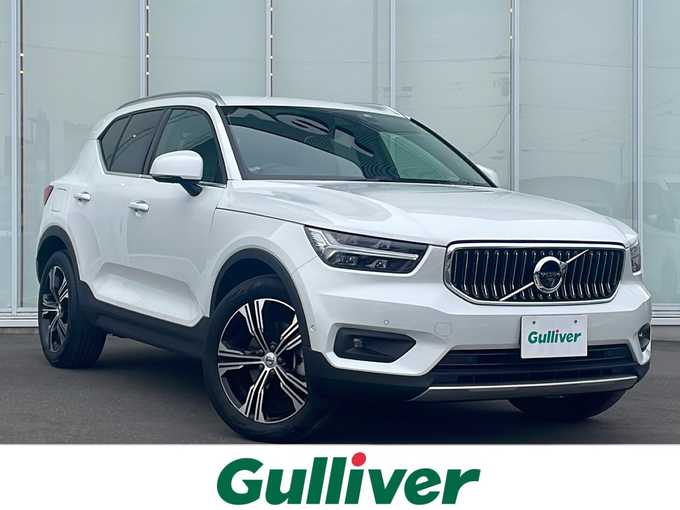 新着情報“ＸＣ４０B4 AWD インスクリプション”2022年式クリスタルホワイトP入荷しました！