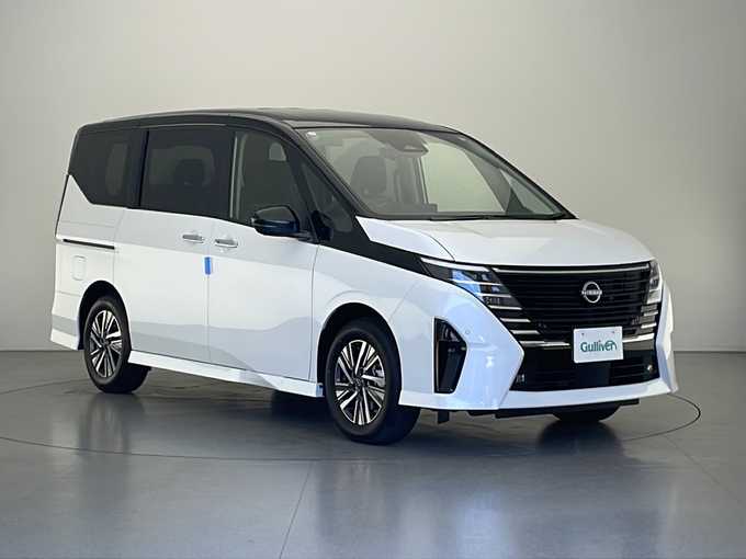 新着情報“セレナe－パワー ハイウェイスターV”2025年式パールⅡ入荷しました！