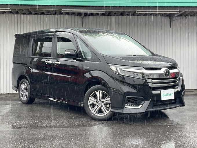 新着情報“ステップワゴンスパーダスパーダハイブリッド G ホンダセンシング”2017年式黒入荷しました！