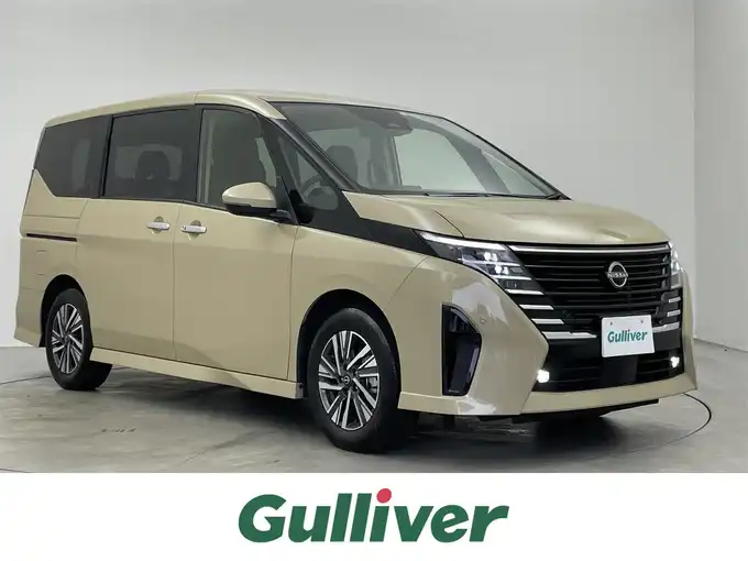新着情報“セレナハイウェイスターV”2023年式ベージュ入荷しました！
