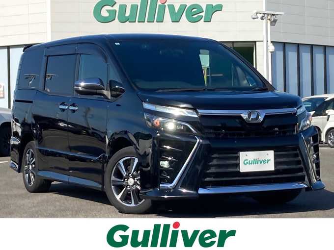 新着情報“ヴォクシーZS 煌”2018年式ブラック入荷しました！