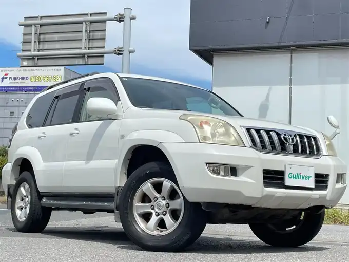 新着情報“ランドクルーザープラドTXリミテッド”2005年式ホワイトパールクリスタルシャイン入荷しました！