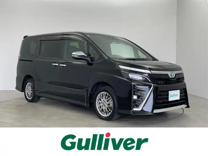 新着情報“ヴォクシーハイブリッドZS 煌Ⅲ”2021年式ブラック入荷しました！