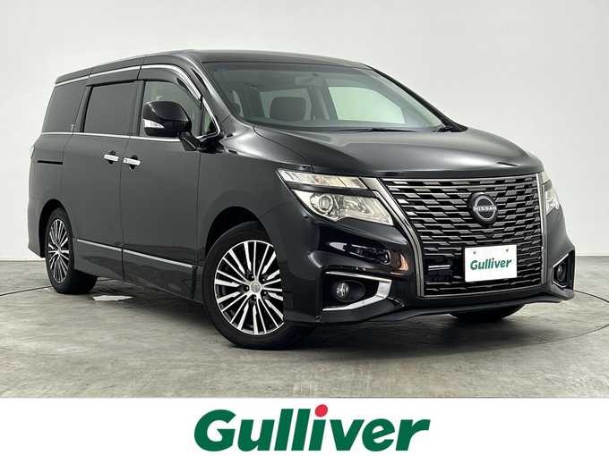 新着情報“エルグランド250ハイウェイスター”2014年式ファントムブラック入荷しました！