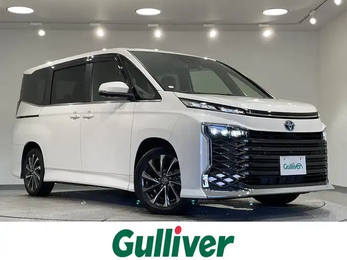 新着情報“ヴォクシーハイブリッドS－Z”2022年式ホワイトパールクリスタルシャイン入荷しました！