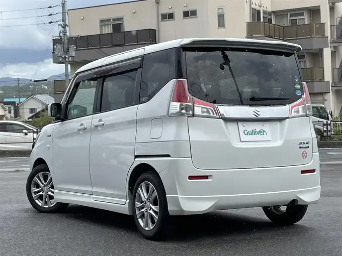 車両画像03