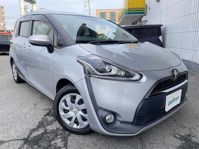 新着情報“シエンタG クエロ”2018年式シルバーマイカM入荷しました！