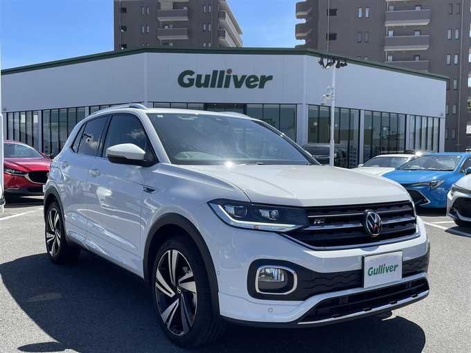 新着情報“Ｔ－クロスTSI Rライン”2023年式ピュアホワイト入荷しました！