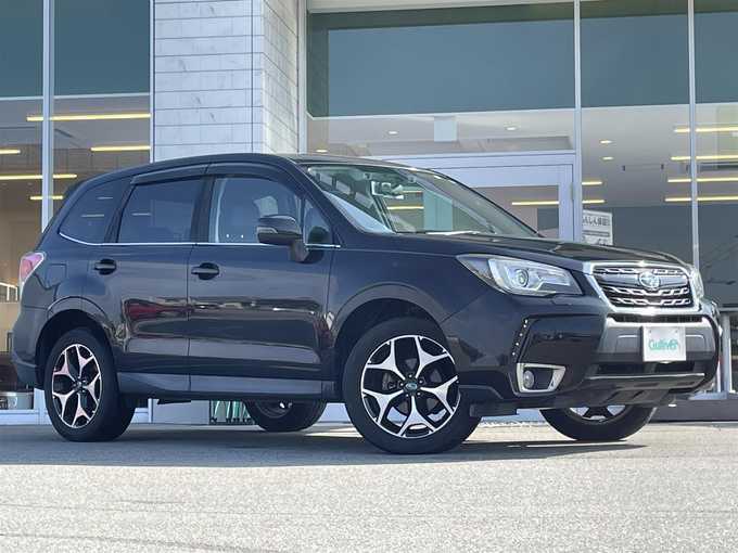 新着情報“フォレスターS－リミテッド”2016年式クリスタルブラックシリカ入荷しました！