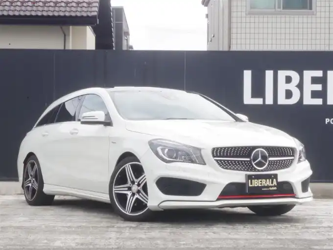 新着情報“ＣＬＡクラス シューティングブレークCLA250シュポルト 4マチック シューティングブレーク”2016年式カルサイトホワイト入荷しました！