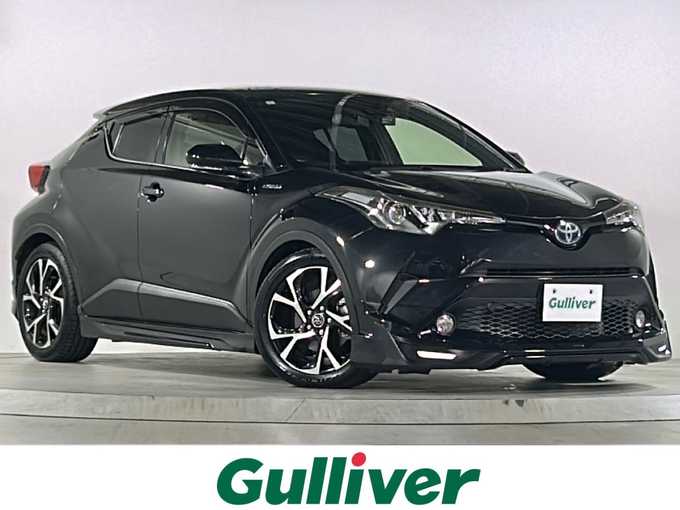 新着情報“Ｃ－ＨＲG”2017年式ブラックマイカ入荷しました！