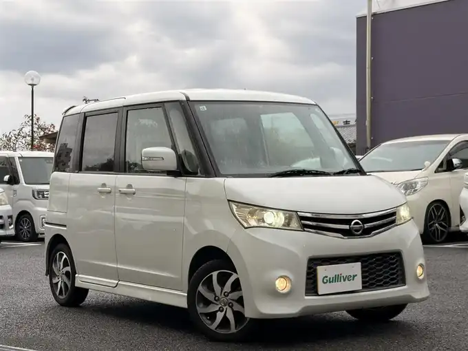 新着情報“ルークスハイウェイスターターボ リミテッド”2011年式スノーパールホワイト入荷しました！