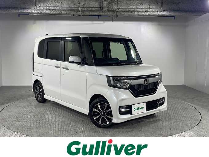 新着情報“Ｎ－ＢＯＸカスタムG・Lホンダセンシング”2019年式プラチナホワイトパール入荷しました！
