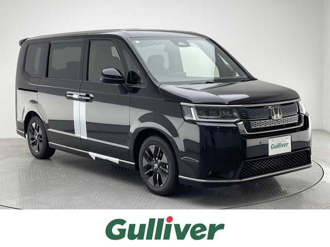 新着情報“ステップワゴンスパーダ”2025年式クリスタルブラックパール入荷しました！