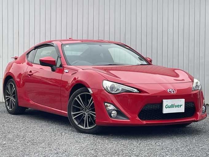 新着情報“８６GTリミテッド”2015年式レッド入荷しました！