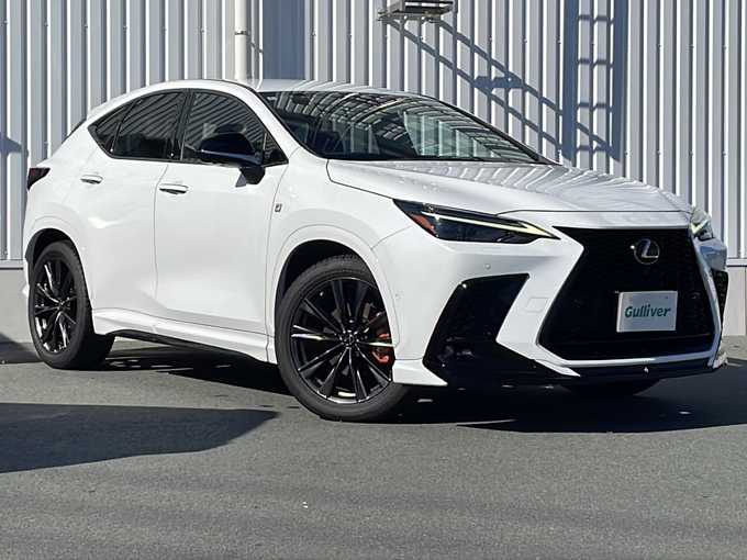 新着情報“ＮＸNX350h Fスポーツ”2022年式ホワイトノーヴァガラスフレーク入荷しました！