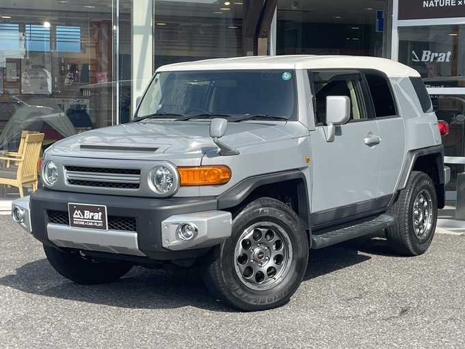 新着情報“ＦＪクルーザーオフロードパッケージ”2013年式セメントグレーM/ホワイト入荷しました！