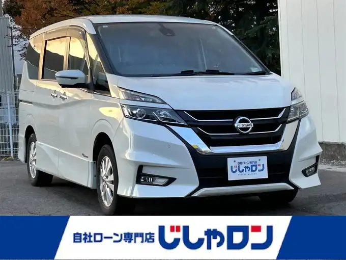 新着情報“セレナハイウェイスター”2017年式ブリリアントホワイトパール入荷しました！