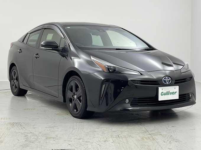 新着情報“プリウスSツーリングセレクション・ブラックエディション”2021年式プレシャスブラックパール入荷しました！