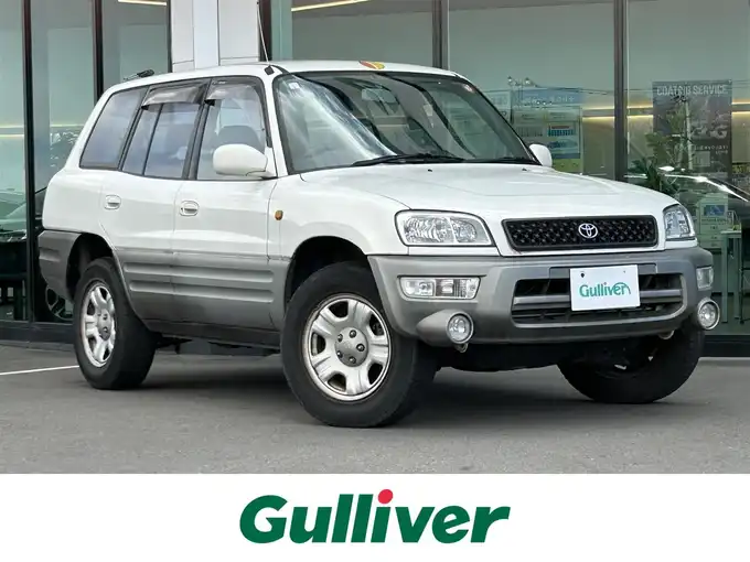 新着情報“ＲＡＶ４ ＬRAV4 L Ⅴ”1999年式白／シルバー入荷しました！