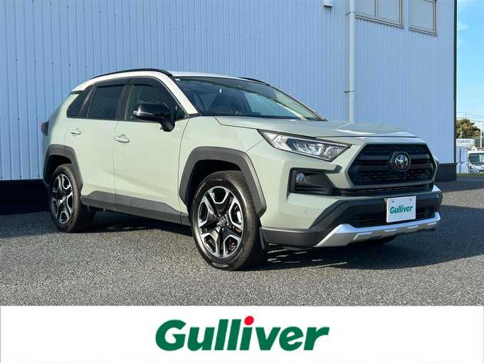 新着情報“ＲＡＶ４アドベンチャー”2019年式アッシュグレーメタリック/アーバンカーキ入荷しました！