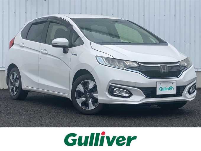 新着情報“フィットハイブリッドハイブリッド・L ホンダセンシング”2018年式プラチナホワイトパール入荷しました！