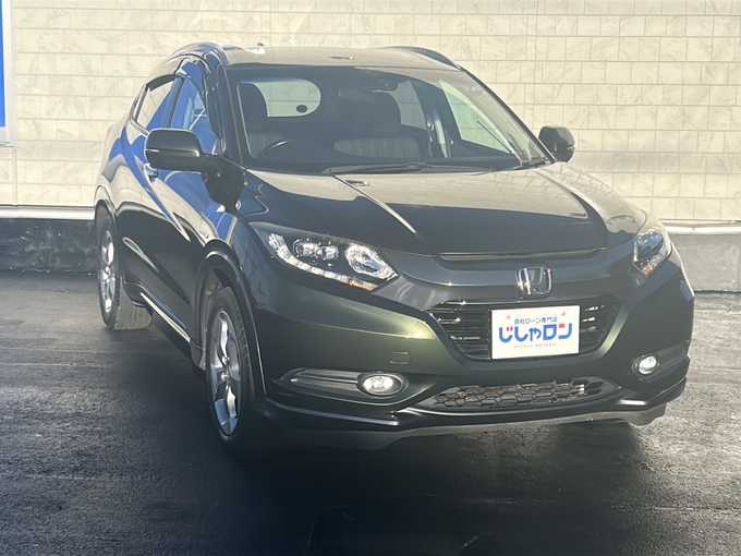 新着情報“ヴェゼルハイブリッドX・Lパッケージ”2014年式ミスティックグリーンパール入荷しました！