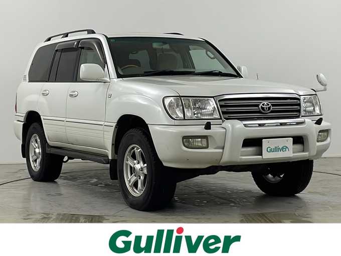 新着情報“ランドクルーザー１００VXリミテッド”2005年式ホワイトパールクリスタルシャイン入荷しました！
