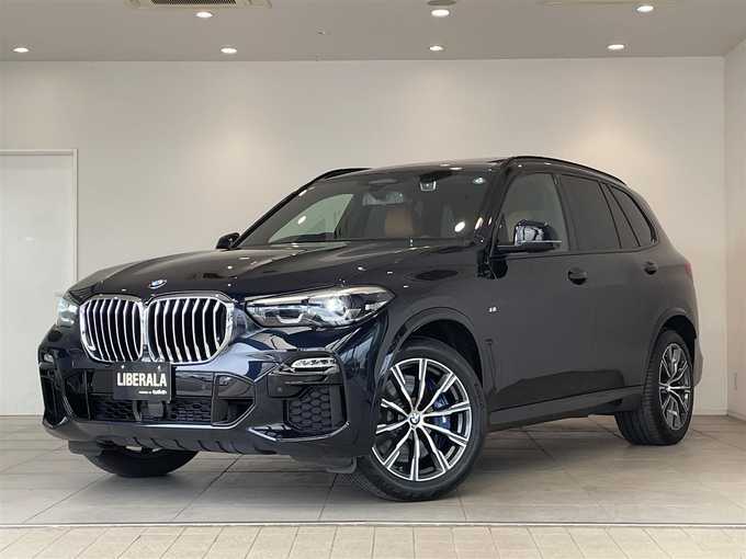 新着情報“Ｘ５xDrive 35d Mスポーツ エア・サスペンション装着車”2020年式紺入荷しました！