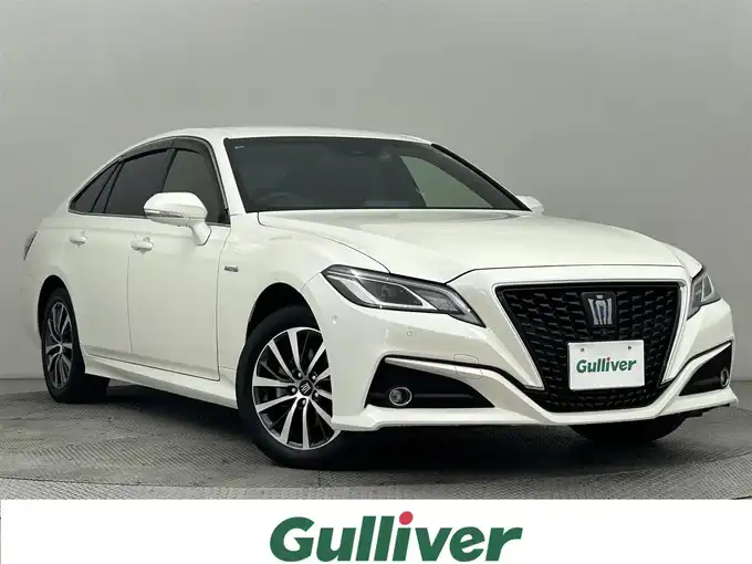 新着情報“クラウンハイブリッドS Cパッケージ Four”2019年式ホワイトパールクリスタルシャイン入荷しました！