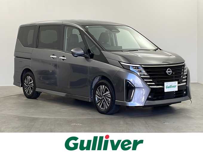 新着情報“セレナe－パワー ルキシオン”2023年式ダークメタルグレー入荷しました！