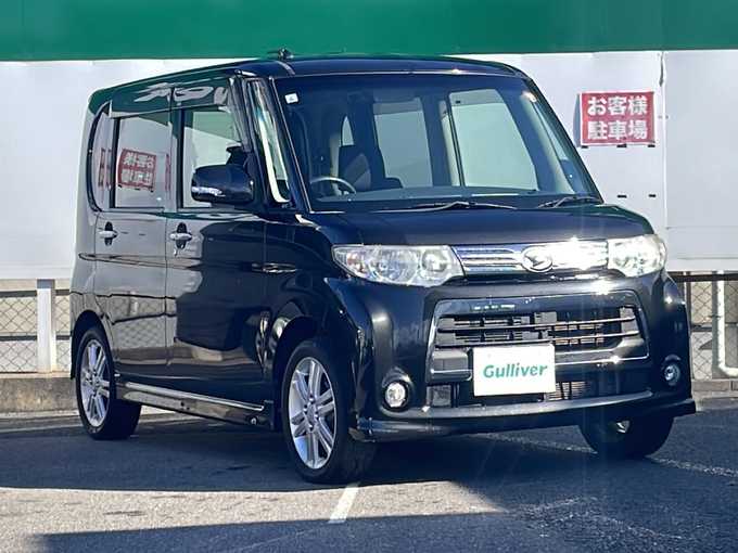 新着情報“タントカスタムRS”2013年式ブラックマイカメタリック入荷しました！