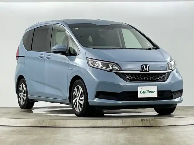 新着情報“フリードハイブリッドハイブリッド・Gホンダセンシング”2021年式シーグラスブルーパール入荷しました！