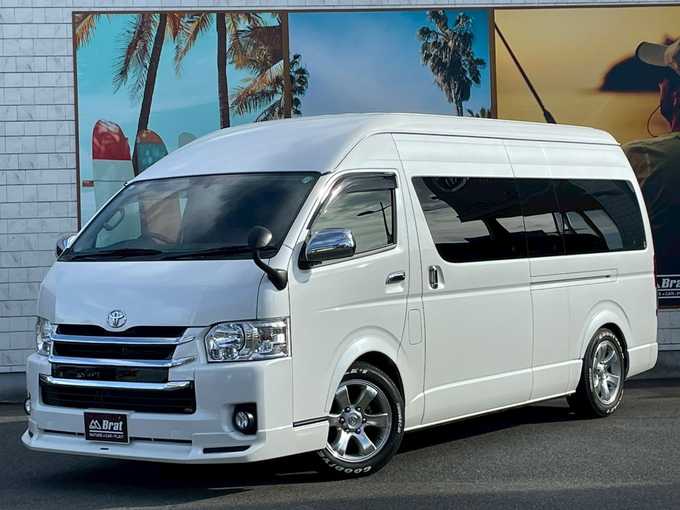 新着情報“ハイエースワゴングランドキャビン”2015年式ホワイトパールクリスタルシャイン入荷しました！