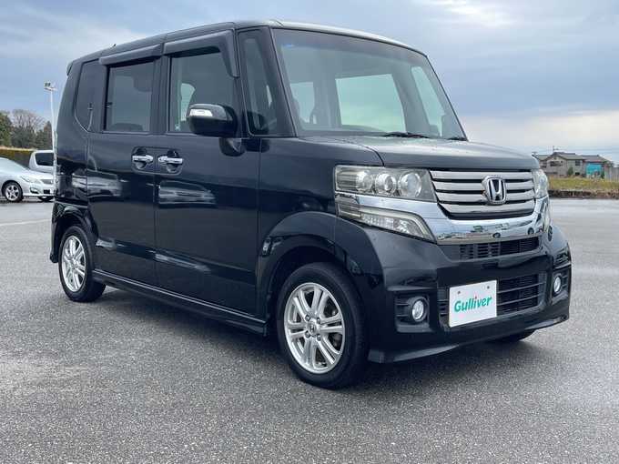 新着情報“Ｎ－ＢＯＸカスタムG・Lパッケージ”2013年式クリスタルブラックパール入荷しました！