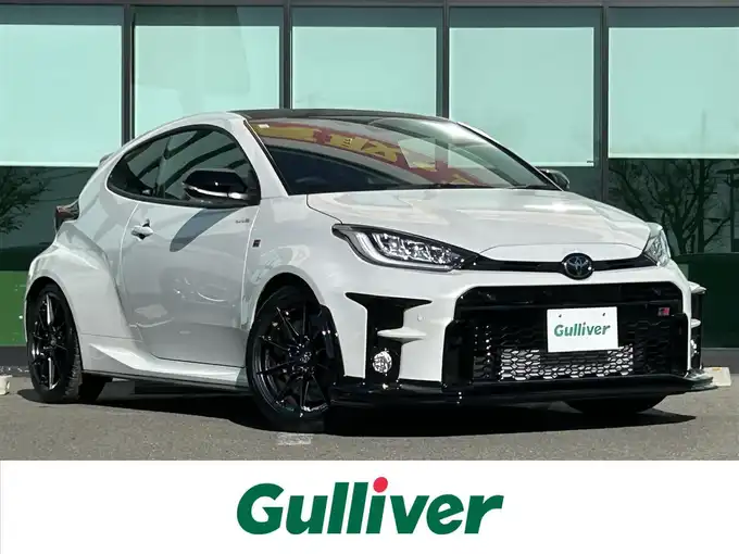 新着情報“ＧＲヤリスRZ ハイパフォーマンス”2023年式プラチナホワイトパールマイカ入荷しました！