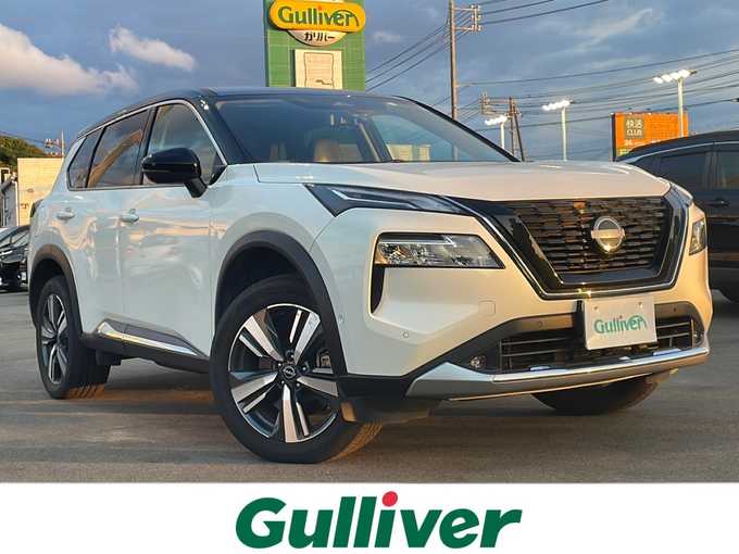 新着情報“エクストレイル20Xi”2020年式黒入荷しました！