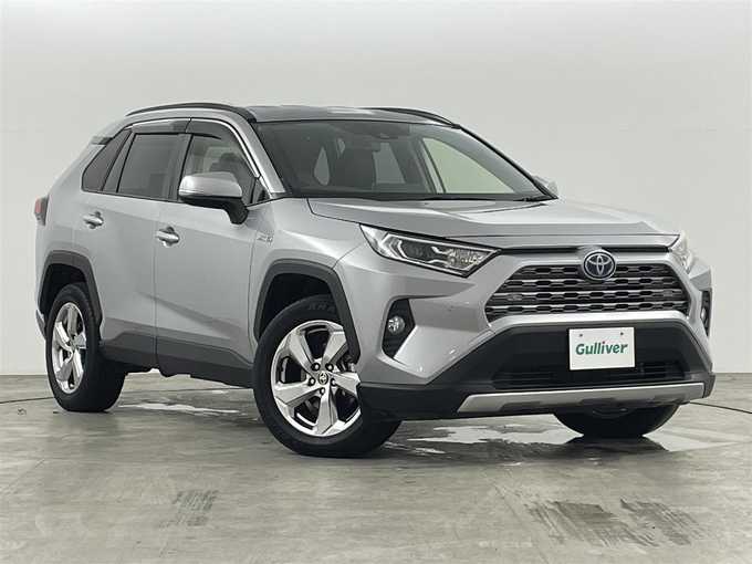 新着情報“ＲＡＶ４ハイブリッドX”2020年式シルバーメタリック入荷しました！
