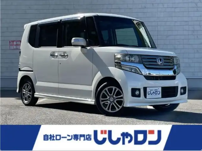 新着情報“Ｎ－ＢＯＸカスタム2トーンカラースタイル G特別仕様車ターボSSパッケージ”2014年式プレミアムホワイトパール入荷しました！