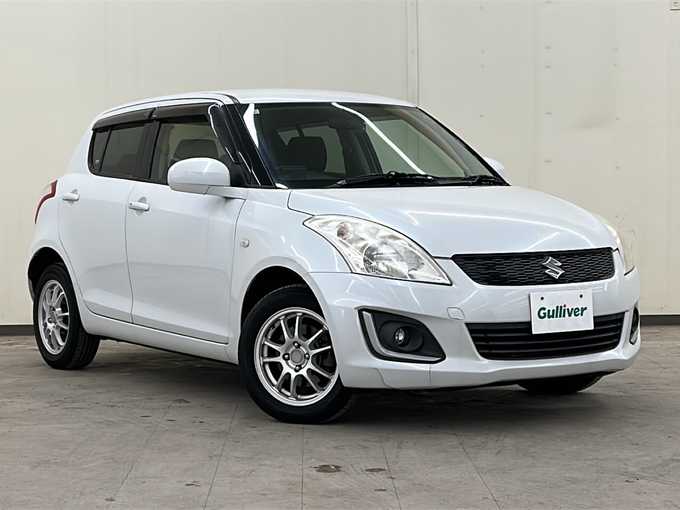 新着情報“スイフトXG”2015年式スノーホワイトパール入荷しました！