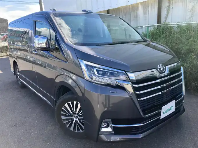 新着情報“グランエースG”2020年式グレーメタリック入荷しました！