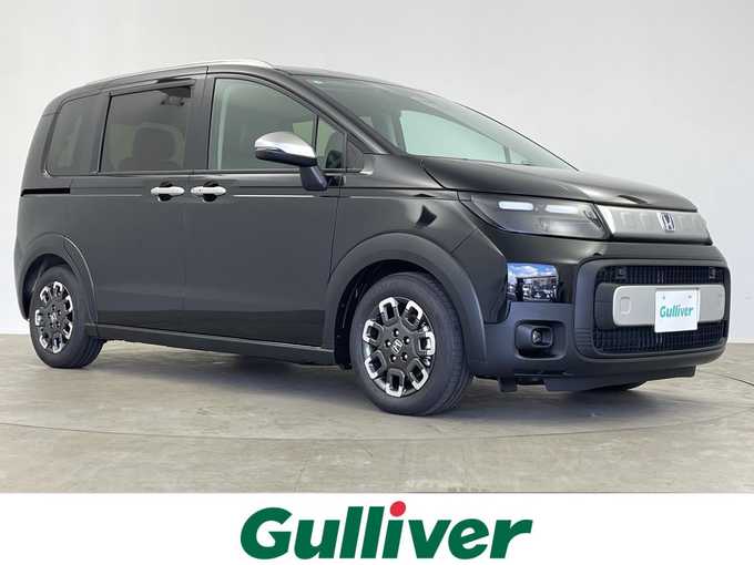 新着情報“フリードe:HEVクロスター”2025年式クリスタルブラックパール入荷しました！