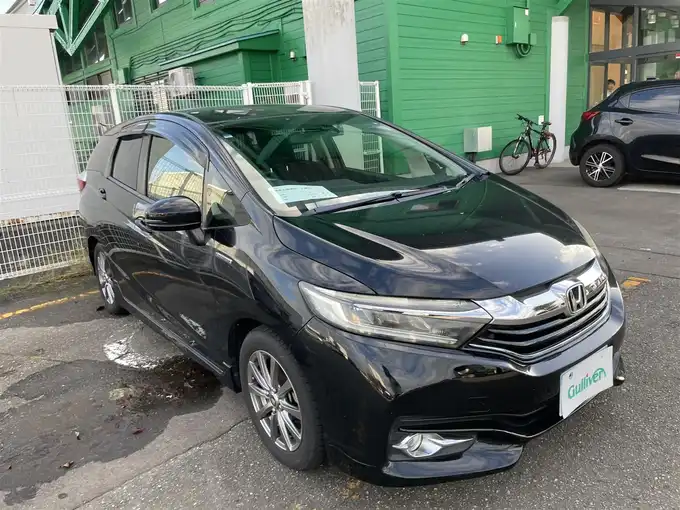 新着情報“シャトルハイブリッドX”2017年式クリスタルブラックパール入荷しました！