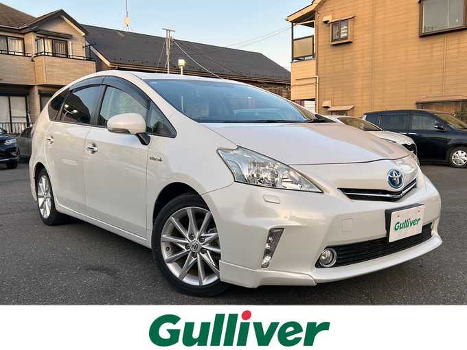 新着情報“プリウスαSツーリングセレクション”2014年式ホワイトパールクリスタルシャイン入荷しました！
