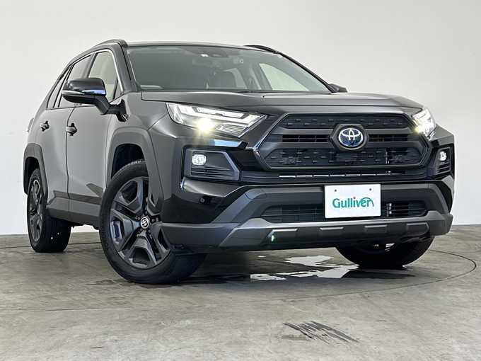 新着情報“ＲＡＶ４ハイブリッドアドベンチャー”2022年式アティチュードブラックマイカ入荷しました！