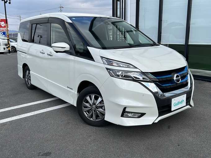 新着情報“セレナe－パワー ハイウェイスターV”2019年式白入荷しました！