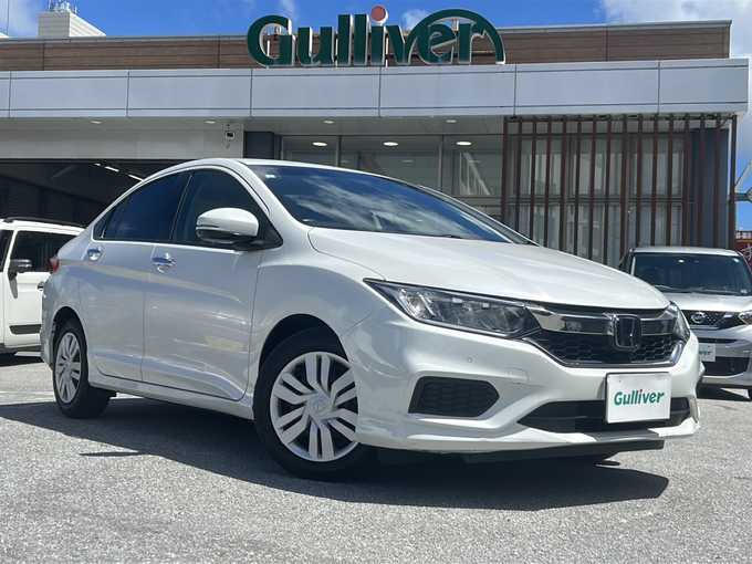 新着情報“グレイスLX”2019年式プラチナホワイトパール入荷しました！