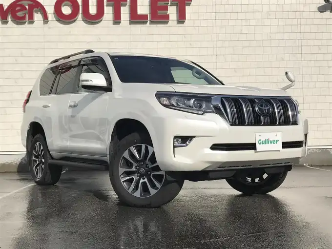 新着情報“ランドクルーザープラドTX Lパッケージ”2021年式ホワイトパールクリスタルシャイン入荷しました！